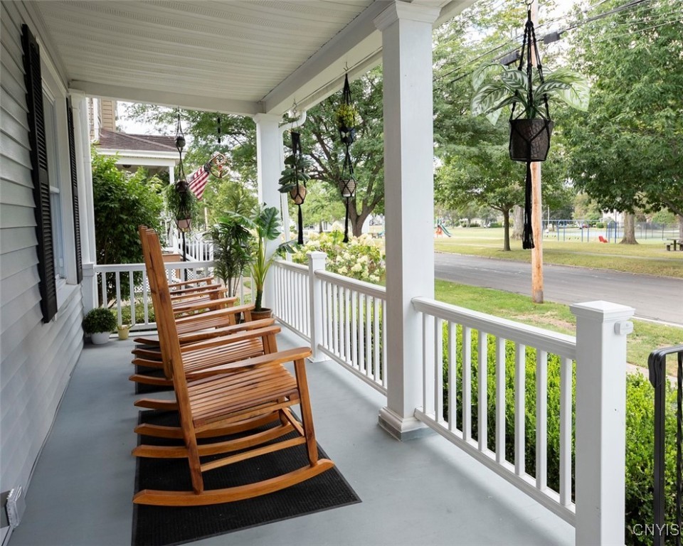 62 Mary Street Auburn, NY 13021 - Photo 7 of 48