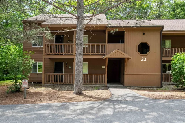$349,000 | 23 Hummingbird Road, Unit 7, Lincoln, NH 03251