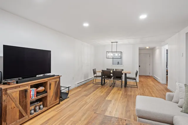 $334,900 | 23 Hummingbird Road, Unit 7, Lincoln, NH 03251