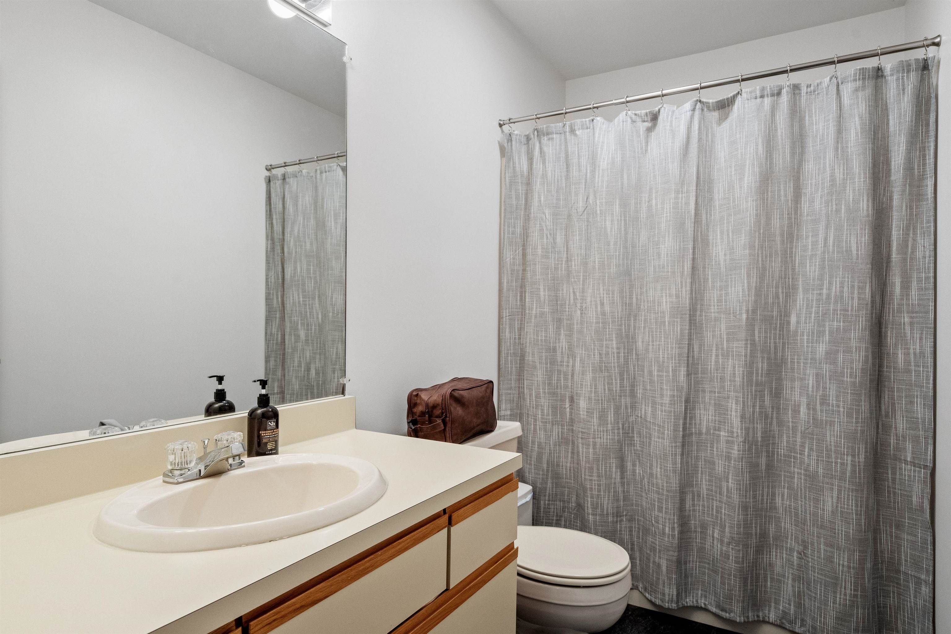 23 Hummingbird Road, Unit 7 Lincoln, NH 03251 - Photo 16 of 27