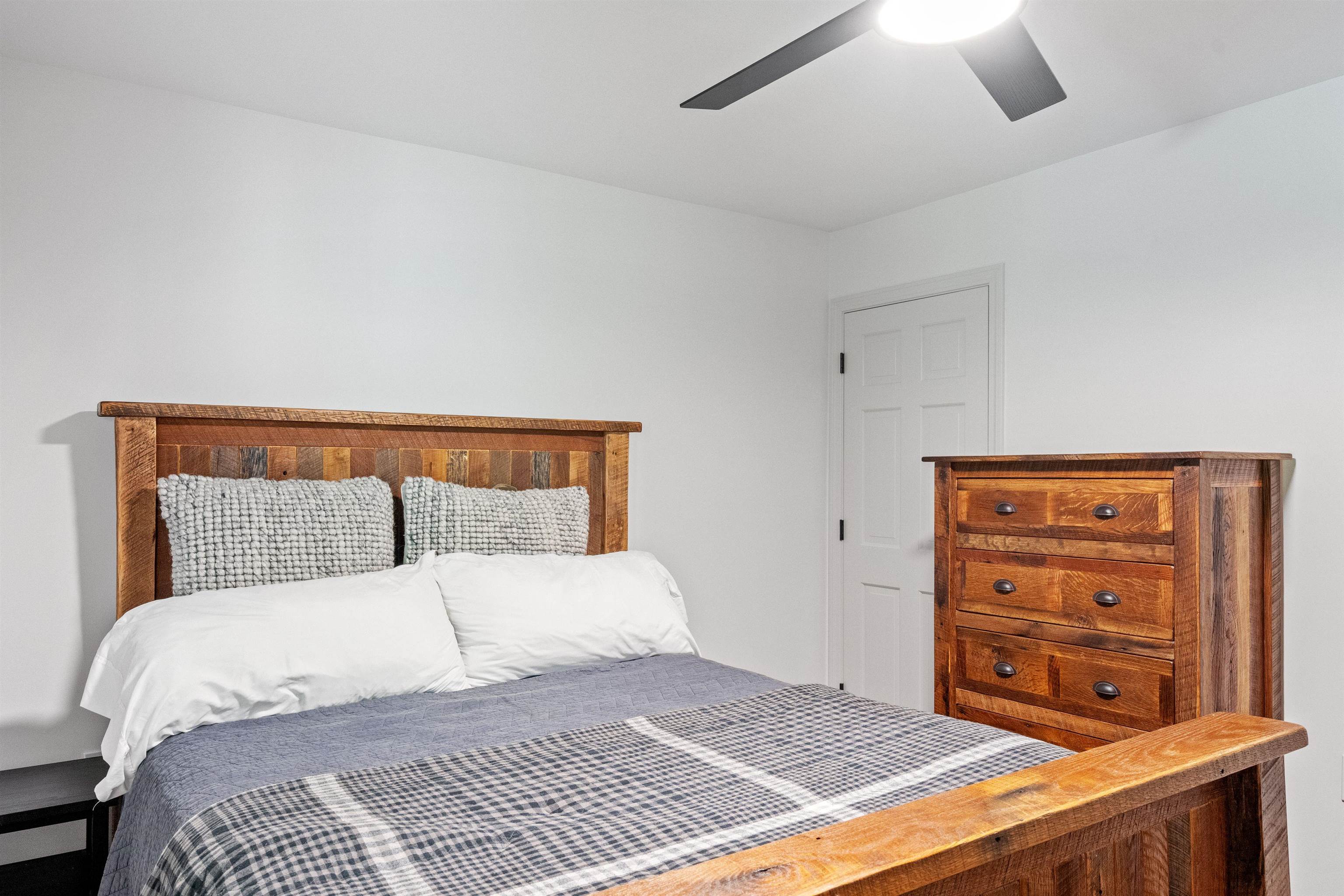 23 Hummingbird Road, Unit 7 Lincoln, NH 03251 - Photo 19 of 27