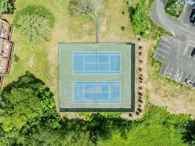 $334,900 | 23 Hummingbird Road, Unit 7, Lincoln, NH 03251