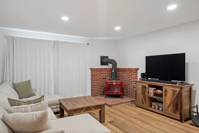 $334,900 | 23 Hummingbird Road, Unit 7, Lincoln, NH 03251