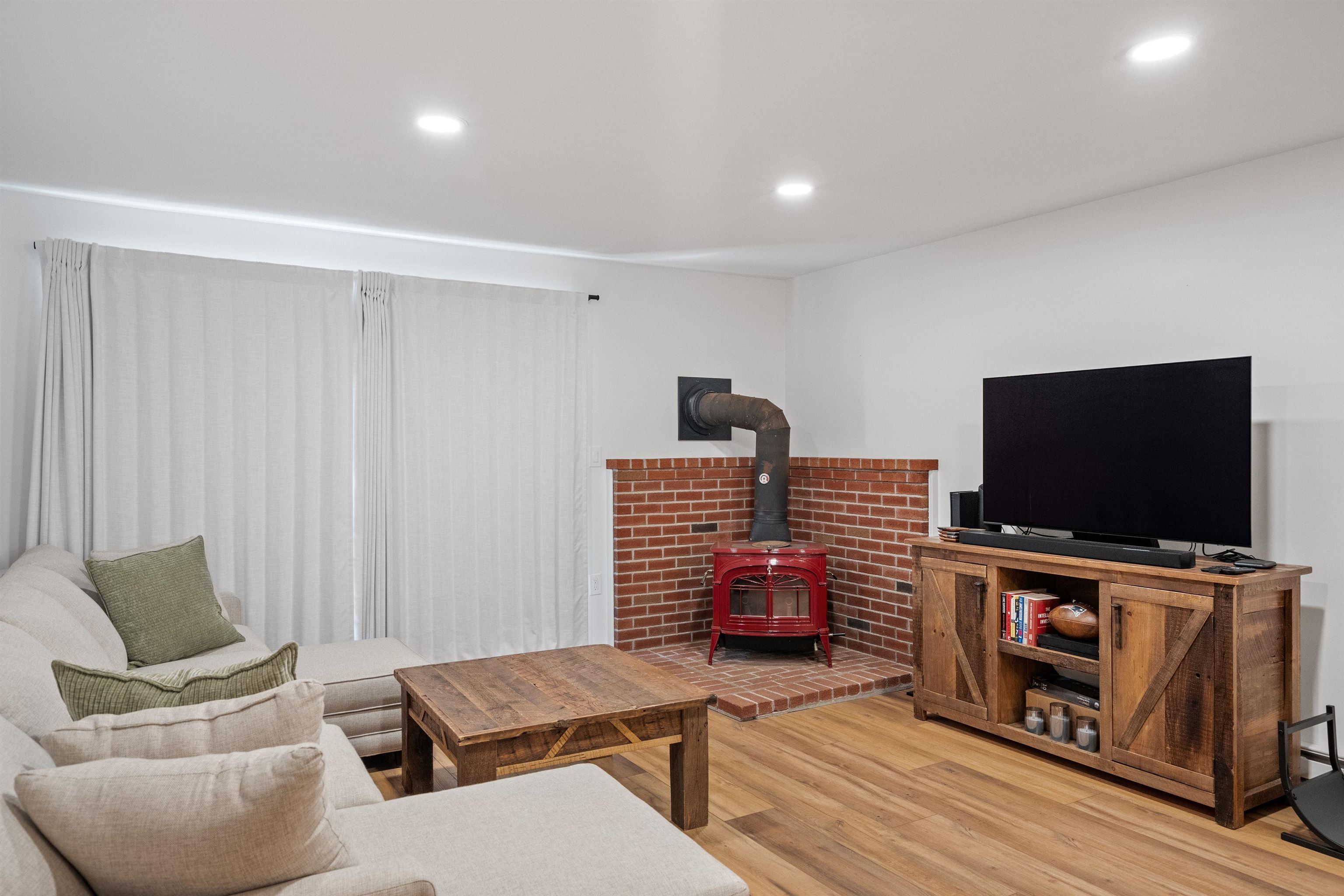 23 Hummingbird Road, Unit 7 Lincoln, NH 03251 - Photo 6 of 27