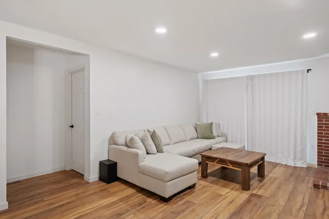 $334,900 | 23 Hummingbird Road, Unit 7, Lincoln, NH 03251