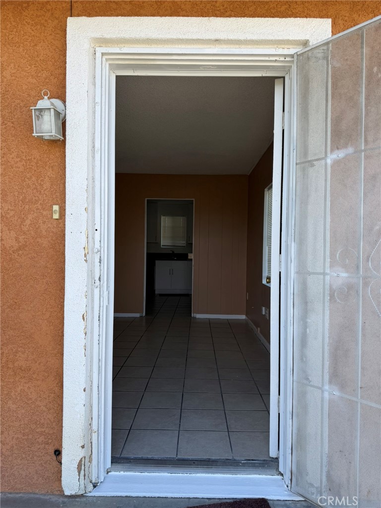 44527 Date Avenue Lancaster, CA 93534 - Photo 2 of 17