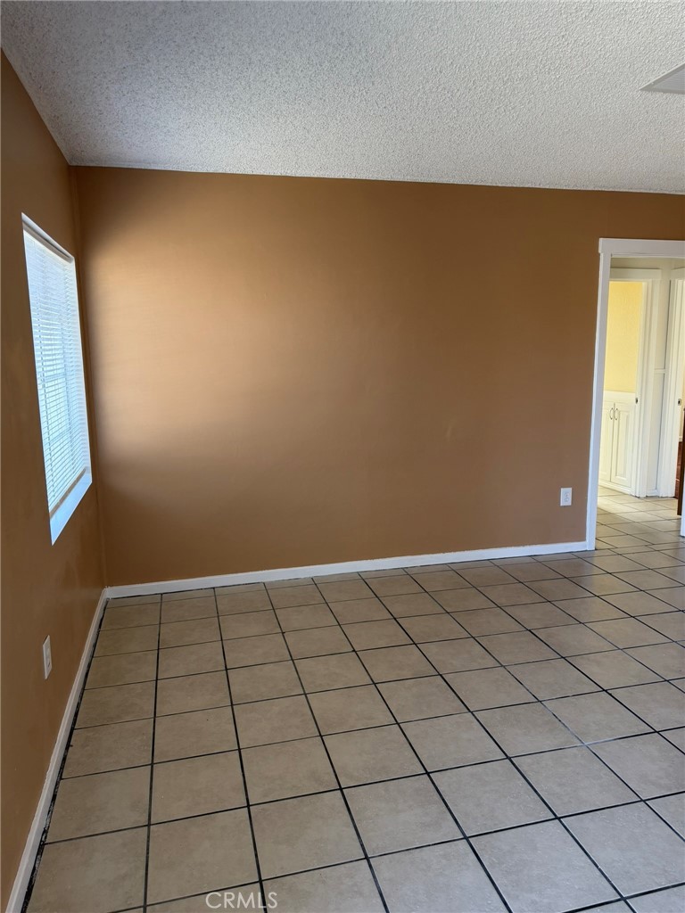 44527 Date Avenue Lancaster, CA 93534 - Photo 5 of 17