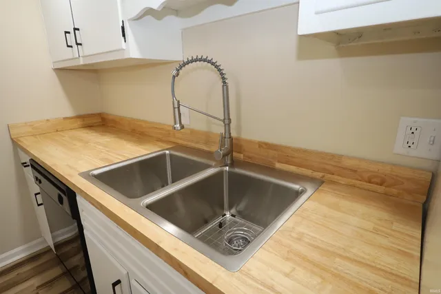 $224,900 | 5640 Graber Drive, Fort Wayne, IN 46835