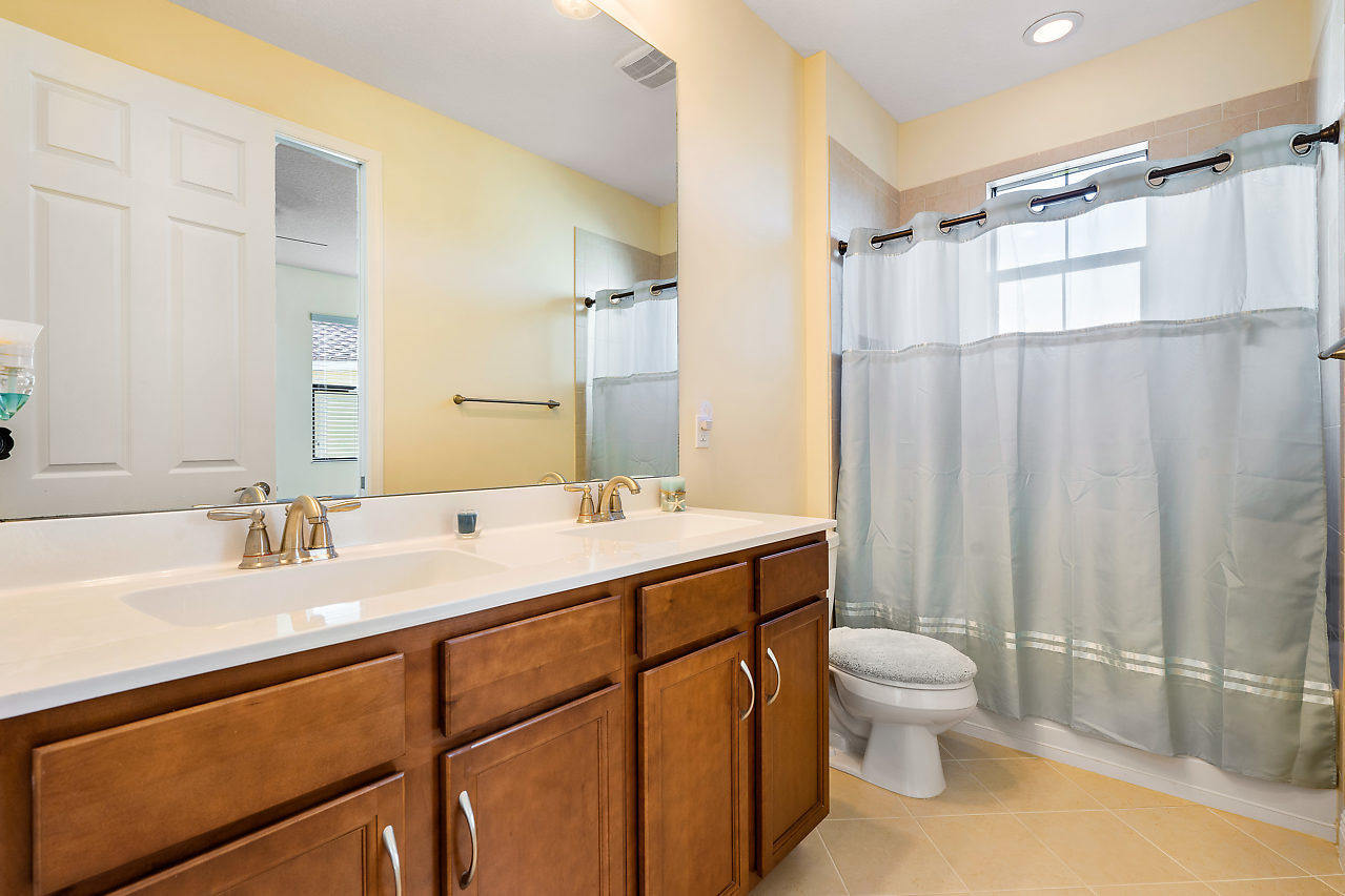 12161 Boca Reserve Lane Boca Raton, FL 33428 - Photo 18 of 26 024-12161BocaReserveLane-BocaRaton-FL-sm