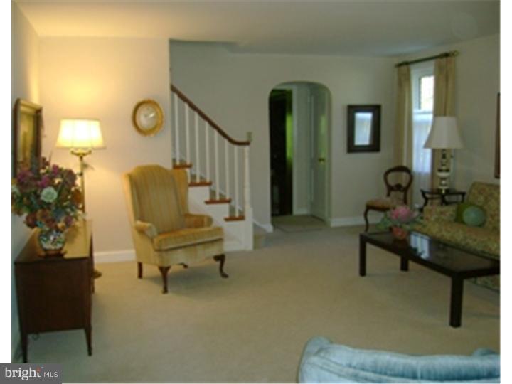 406 Stanfield Road Springfield, PA 19064 - Photo 3 of 13