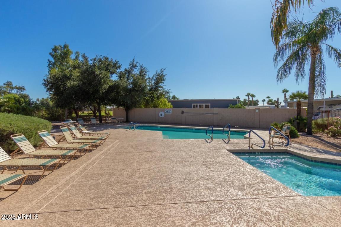 17200 West Bell Road, Unit 975 Surprise, AZ 85374 - Photo 38 of 46 Spas