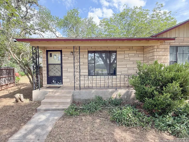 $249,000 | 15430 South Main, Lytle, TX 78052