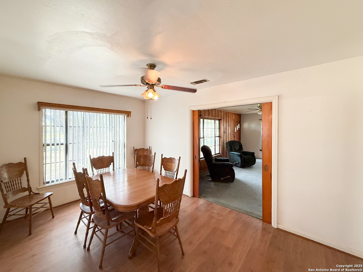 15430 South Main Lytle, TX 78052 - Photo 7 of 29