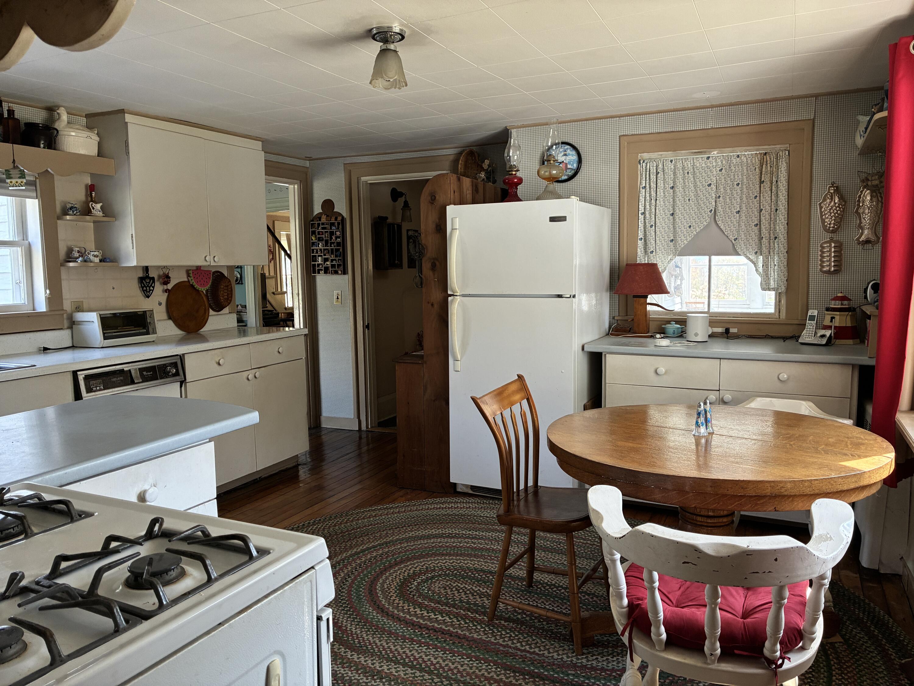 707 Newbury Neck Road Surry, ME 04684 - Photo 6 of 40 Eat-in kitchen.