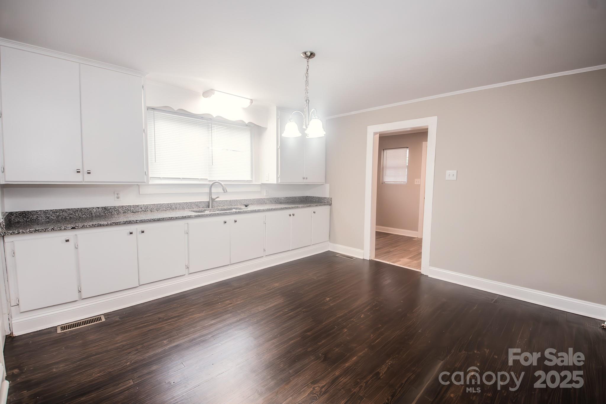 601 North Johnson Street Monroe, NC 28112 - Photo 11 of 16