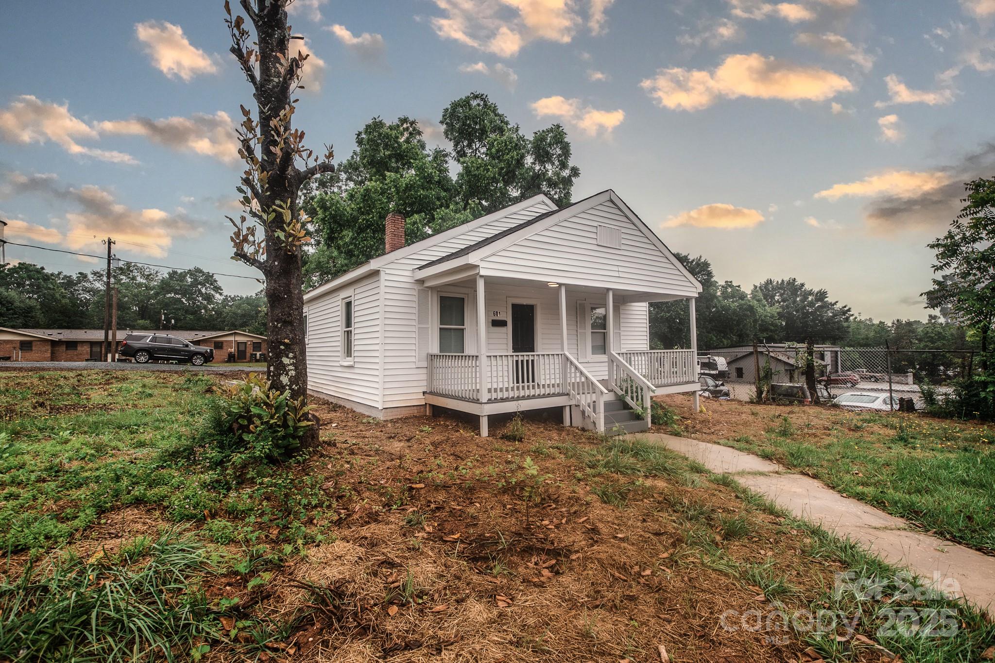 601 North Johnson Street Monroe, NC 28112 - Photo 2 of 16