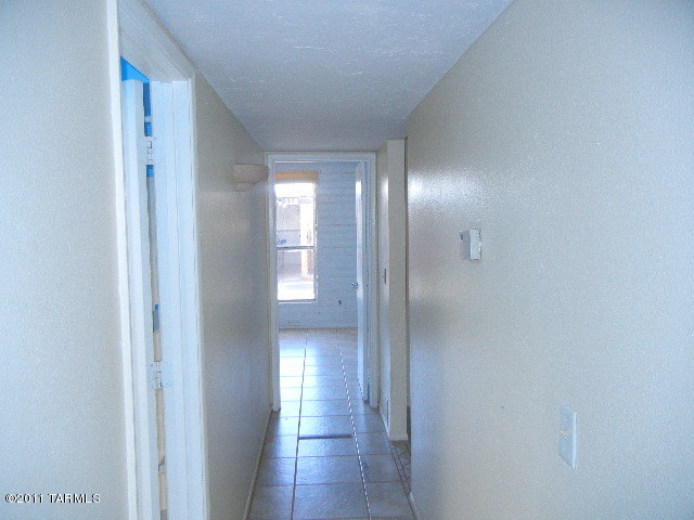 9111 North Oracle Road, Unit 112 Tucson, AZ 85704 - Photo 7 of 20 Gallery Image 7