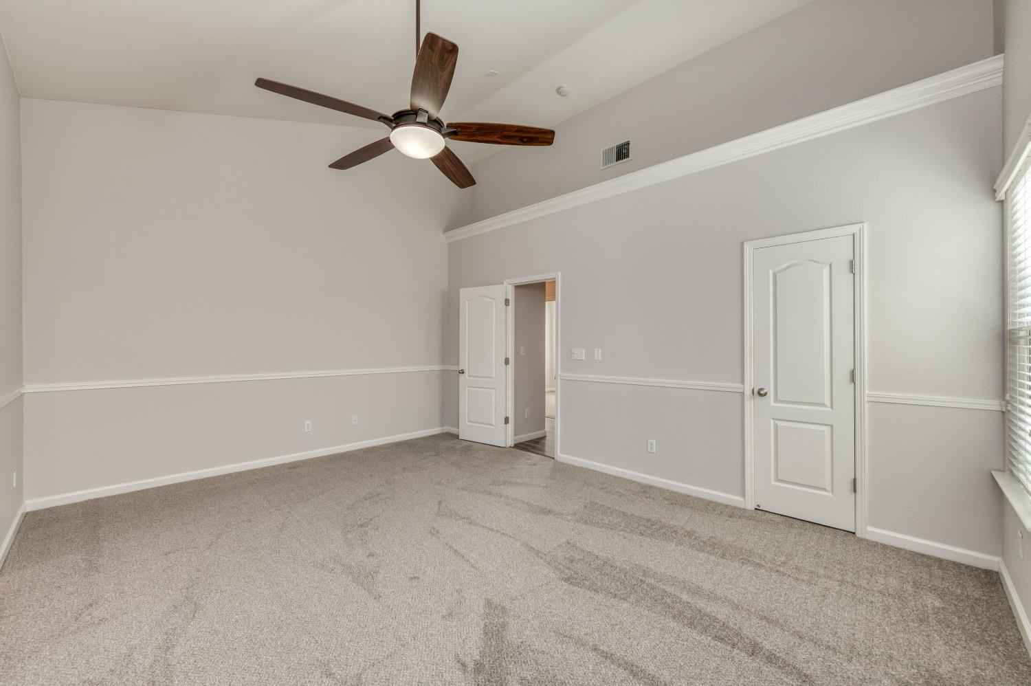 6580 East Raco Avenue Fresno, CA 93727 - Photo 20 of 30 a view of an empty room