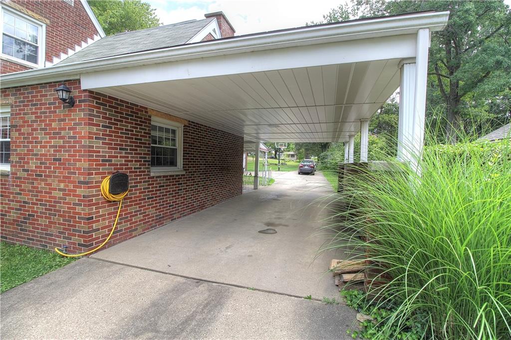 550 Shenango Road Beaver Falls, PA 15010 - Photo 4 of 23 Gallery Image 4