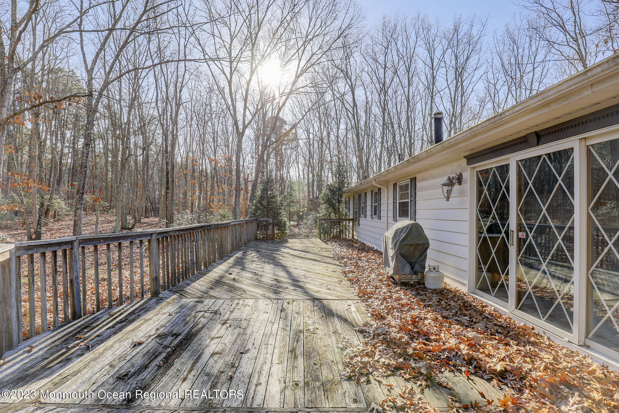 553 Declaration Lane Jackson, NJ 08527 - Photo 21 of 28 24 - Deck