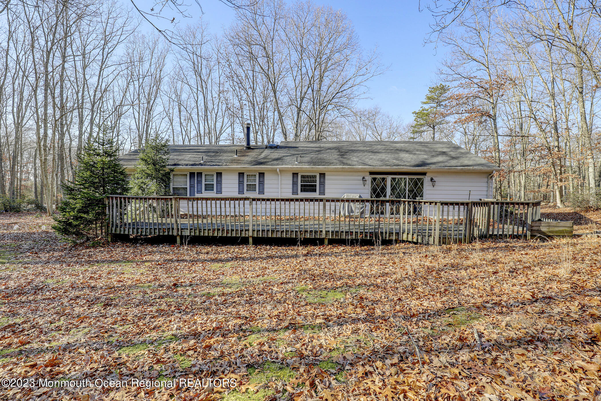 553 Declaration Lane Jackson, NJ 08527 - Photo 23 of 28 25 - Backyard