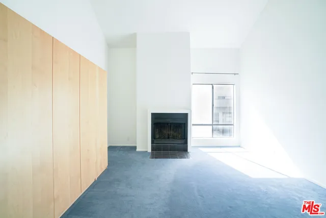 $4,350 | 1534 North Formosa Avenue, Unit 5, Los Angeles, CA 90046