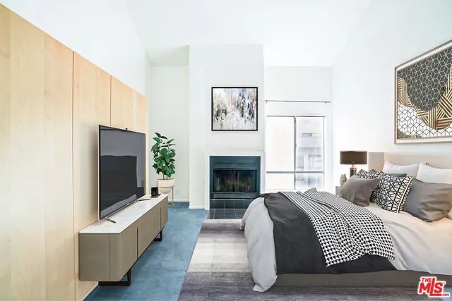 $4,350 | 1534 North Formosa Avenue, Unit 5, Los Angeles, CA 90046