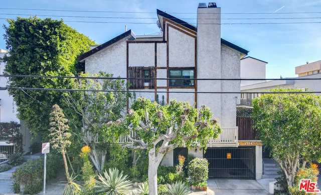 $4,350 | 1534 North Formosa Avenue, Unit 5, Los Angeles, CA 90046