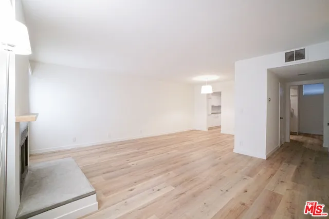 $4,350 | 1534 North Formosa Avenue, Unit 5, Los Angeles, CA 90046