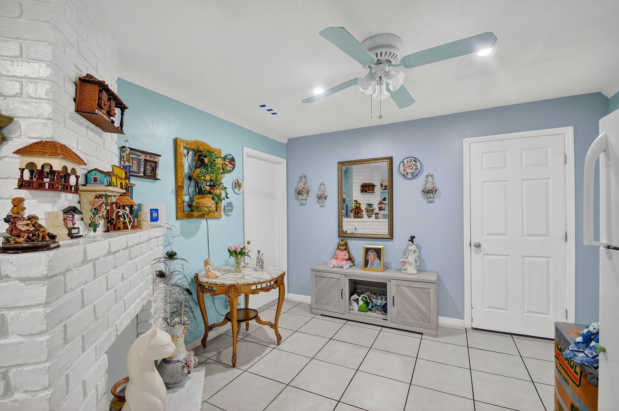 1007 Almeria Road West Palm Beach, FL 33405 - Photo 25 of 48 23-web-or-mls-050_DSC_3567