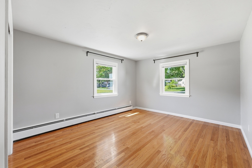 109 Bretton Road Springfield, MA 01119 - Photo 17 of 42