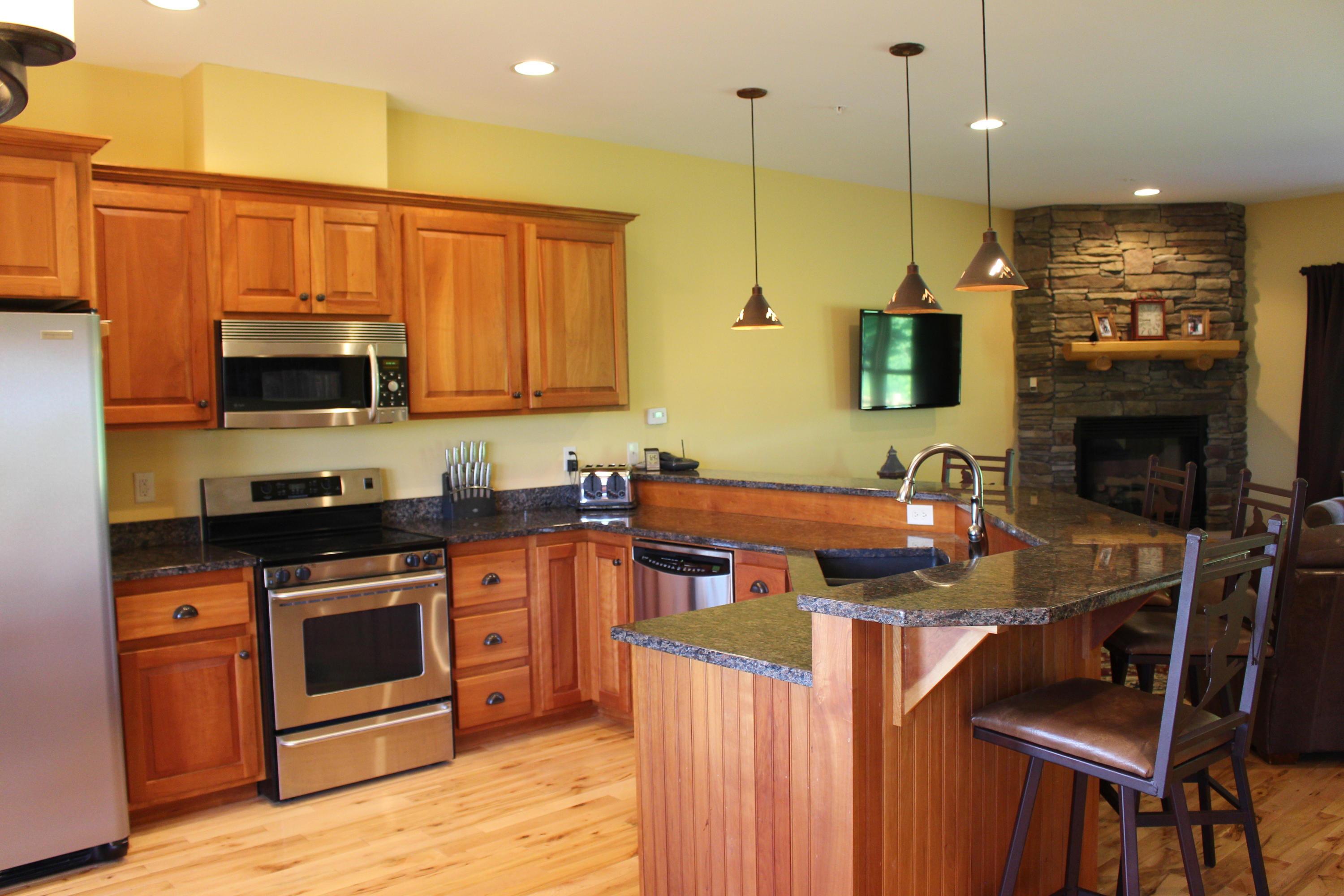 7020 Hardwood Ridge Road, Unit 7020 Carrabassett Valley, ME 04947 - Photo 6 of 26 IMG_1833