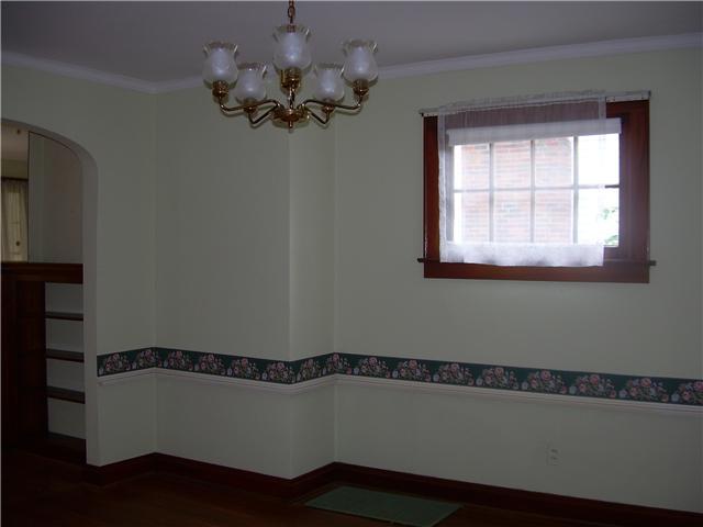 363 Brevoort Road Columbus, OH 43214 - Photo 6 of 14 Gallery Image 6