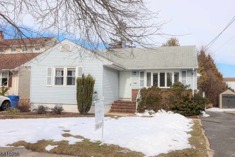 118 Hobart Avenue Rutherford, NJ 07070 - Photo 2 of 14