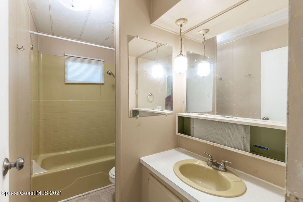 33 Paul Rene Drive Melbourne, FL 32904 - Photo 16 of 23 NZ7_6128