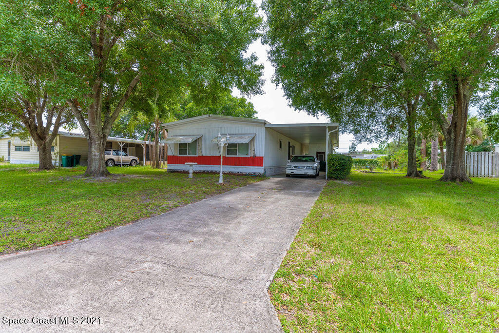 33 Paul Rene Drive Melbourne, FL 32904 - Photo 5 of 23 NZ7_6114