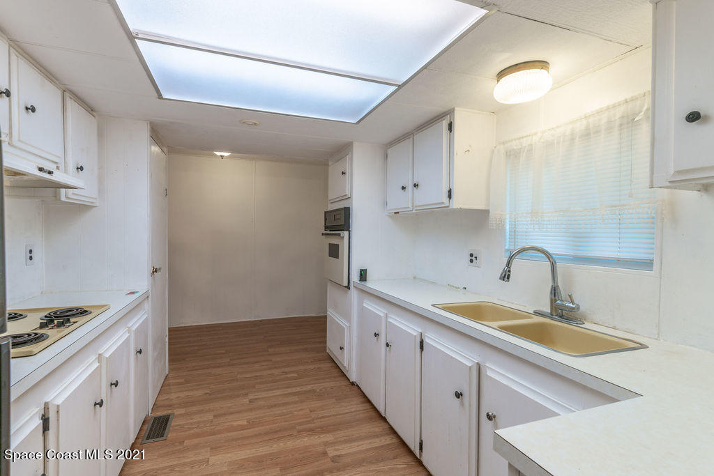 33 Paul Rene Drive Melbourne, FL 32904 - Photo 10 of 23 NZ7_6121