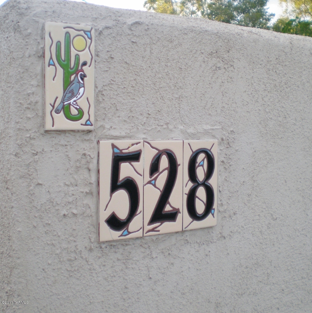 528 South Country Club Road Tucson, AZ 85716 - Photo 3 of 36