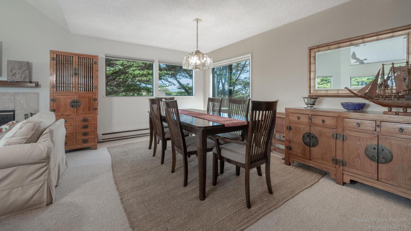 101 Shell Road, Unit 102 Watsonville, CA 95076 - Photo 9 of 20 a dining room with furniture and window