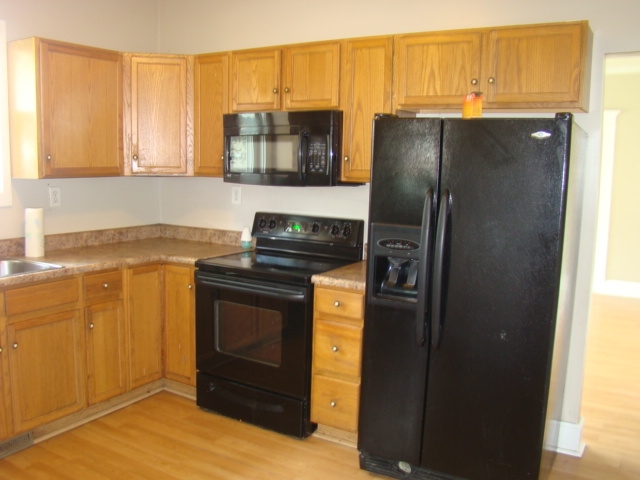 1809 Stringtown Road Evansville, IN 47711 - Photo 4 of 22 Gallery Image 4