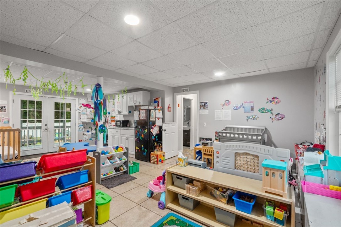 2372 Diamond Hill Road Cumberland, RI 02864 - Photo 28 of 39