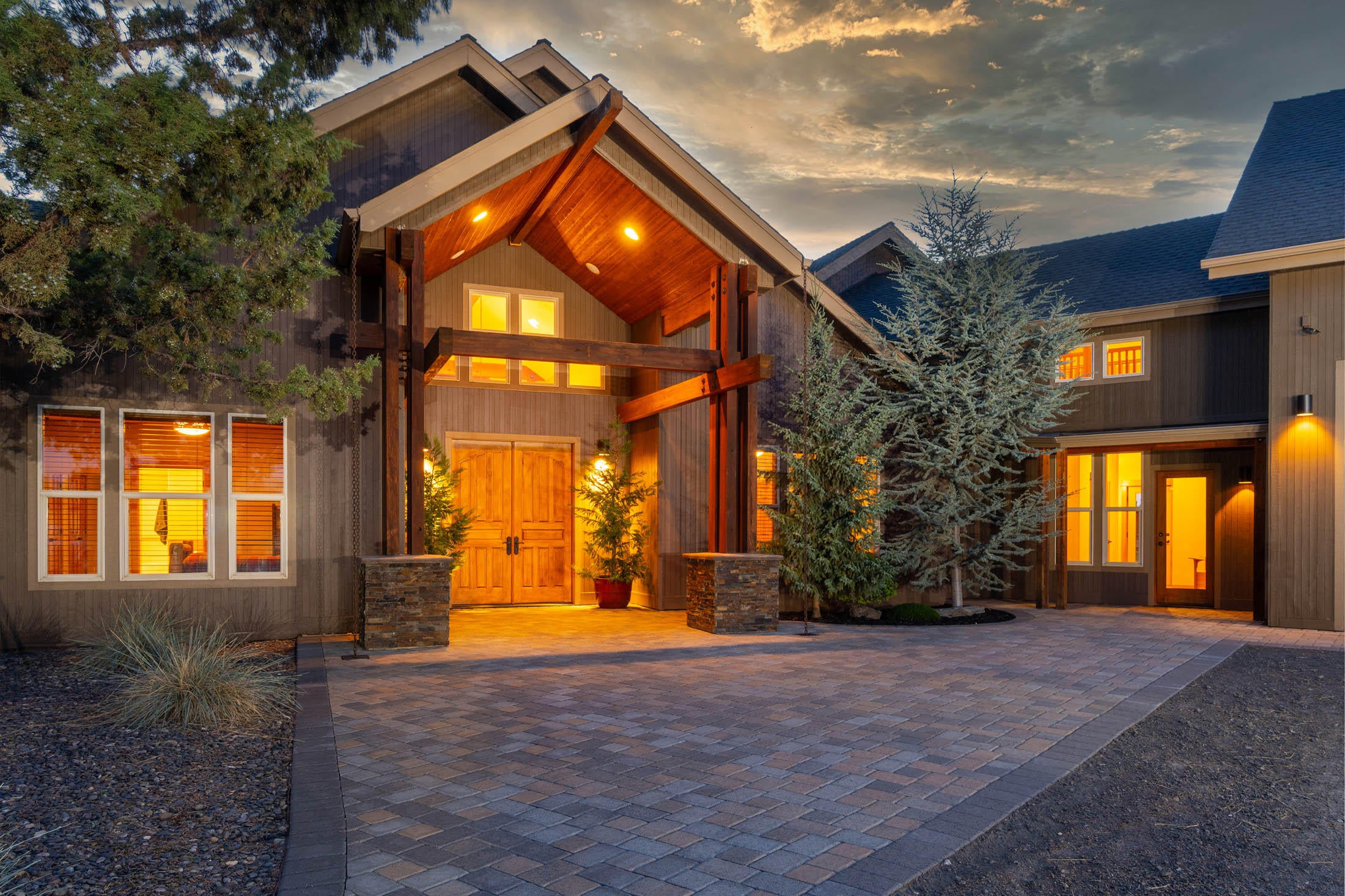 63575 Cricketwood Road Bend, OR 97701 - Photo 40 of 53 37