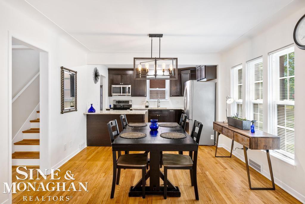 406 Lothrop Road Grosse Pointe, MI 48236 - Photo 9 of 44 50117408-8.JPG