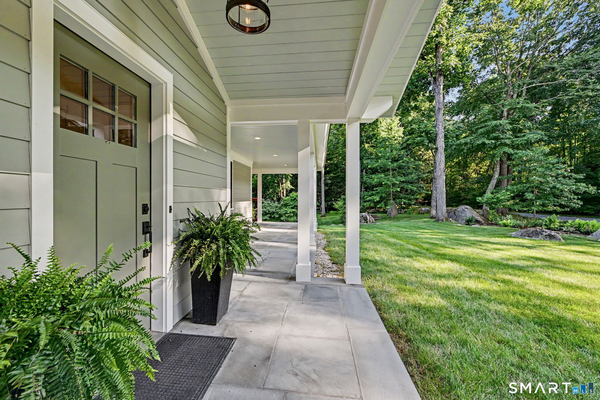 35 Hickory Hill Road Wilton, CT 06897 - Photo 5 of 38