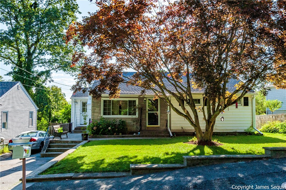 24 Birch Road Cumberland, RI 02864 - Photo 2 of 20