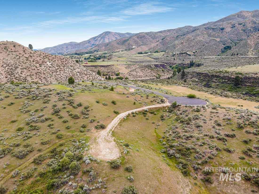 87 Robie Springs Road Boise, ID 83716 - Photo 12 of 24