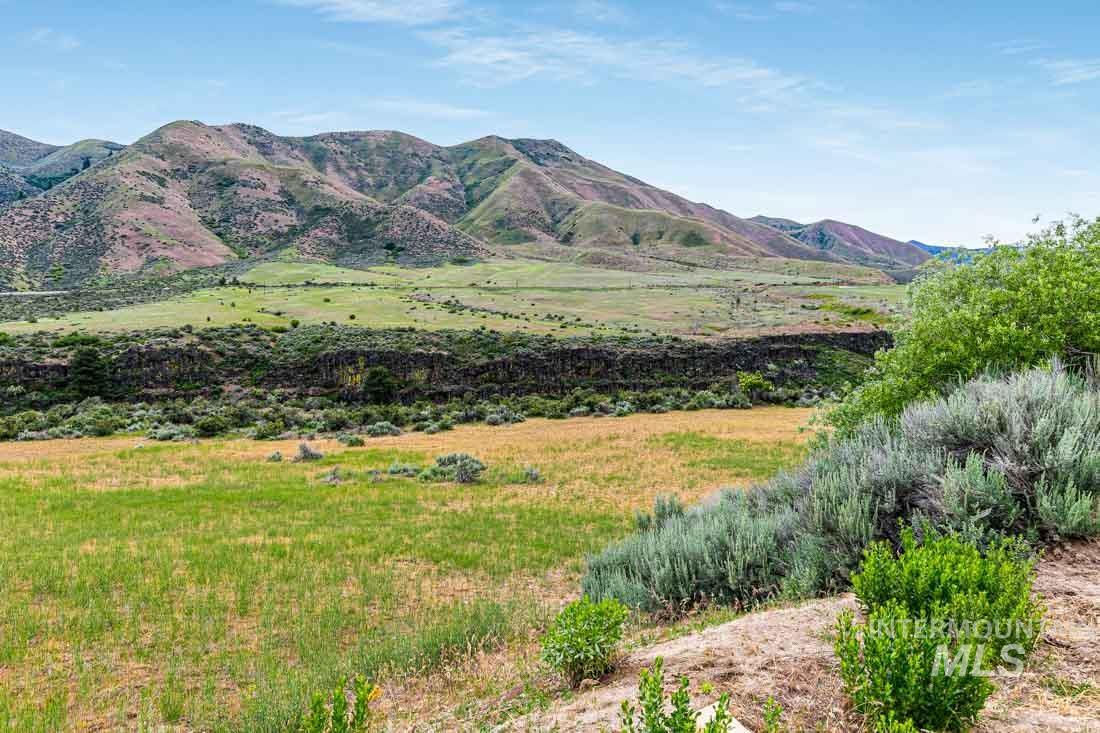 87 Robie Springs Road Boise, ID 83716 - Photo 7 of 24