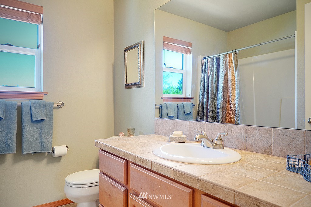 16112 40th Avenue Southeast Bothell, WA 98012 - Photo 14 of 20