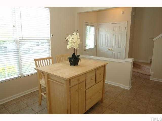 5030 Echo Ridge Road Raleigh, NC 27612 - Photo 5 of 12