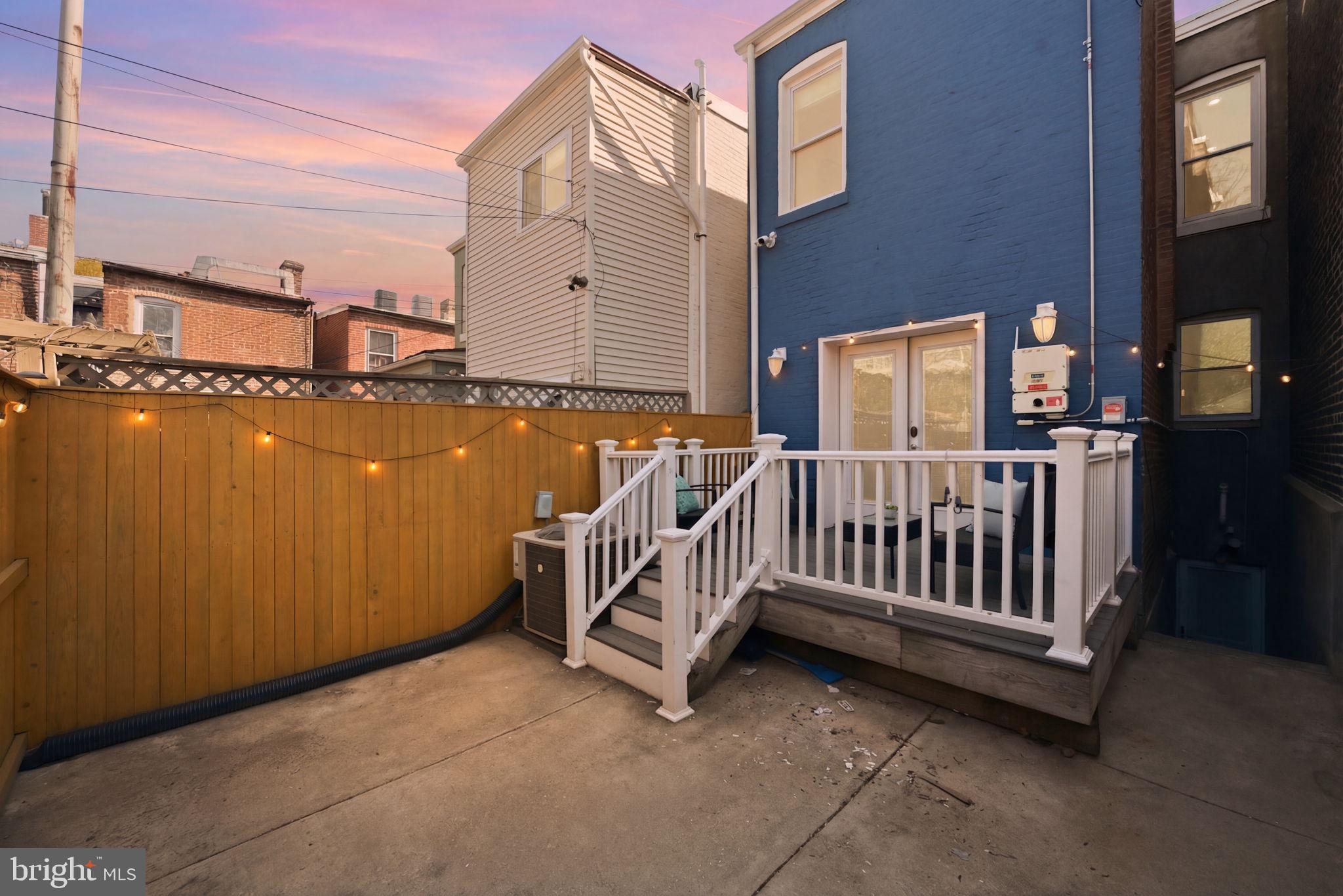 524 7th Street Northeast Washington, DC 20002 - Photo 20 of 25 a view of a balcony with furniture